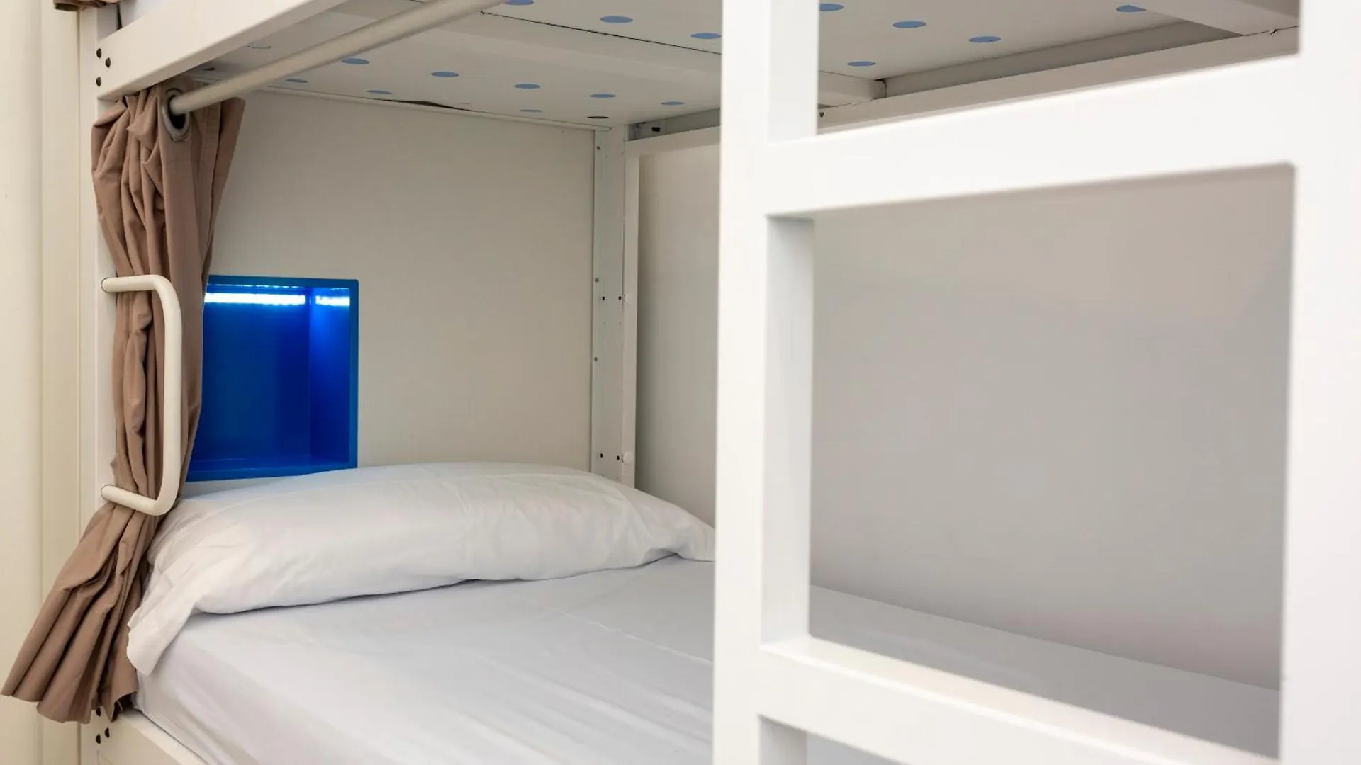 Malaga Stop Hostel Ab