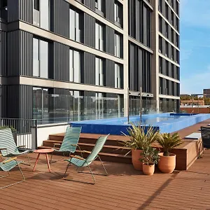 The Social Hub Poblenou , Barcelona Spanje