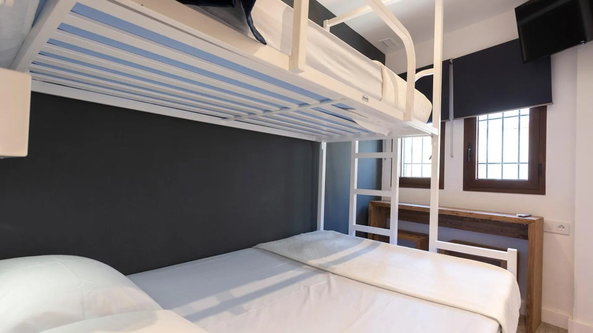 Malaga Stop Hostel Ab