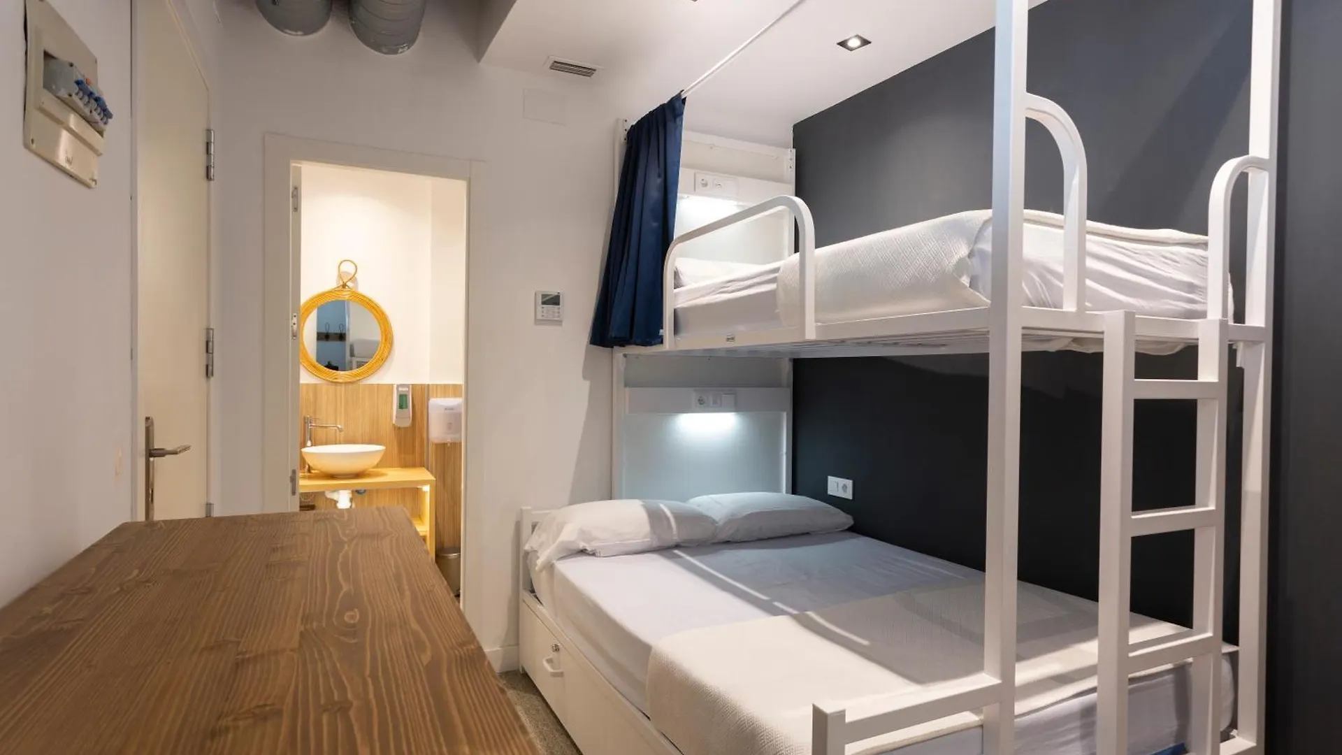 Malaga Stop Hostel Ab