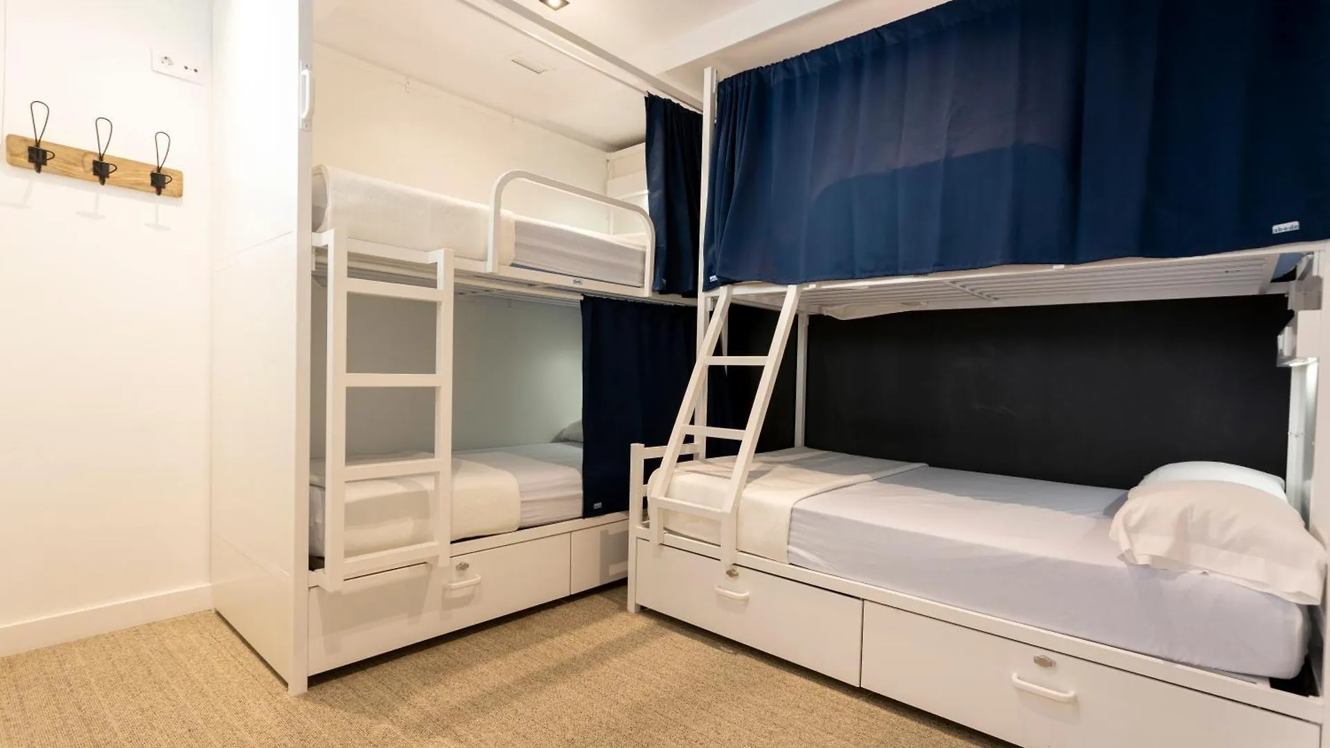 Malaga Stop Hostel Ab