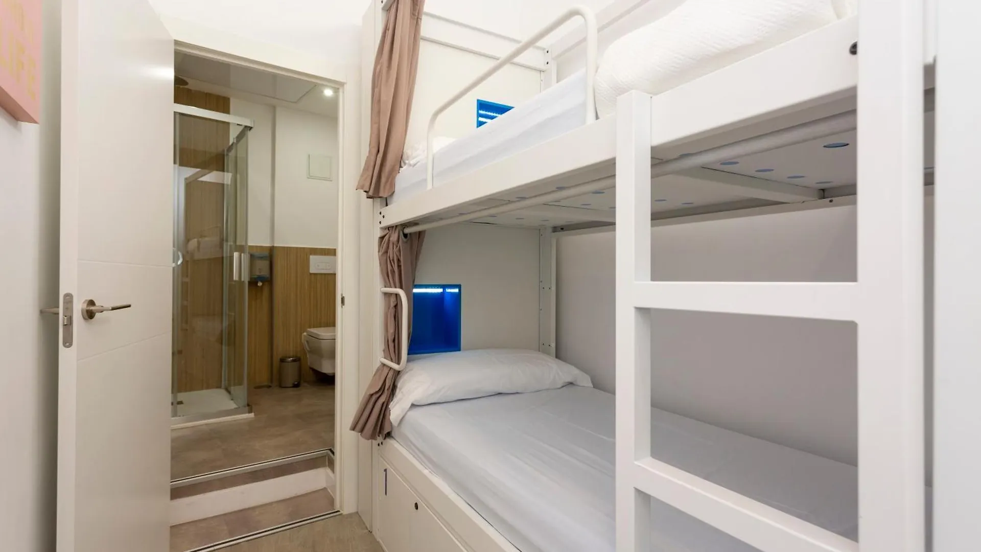 Malaga Stop Hostel Ab